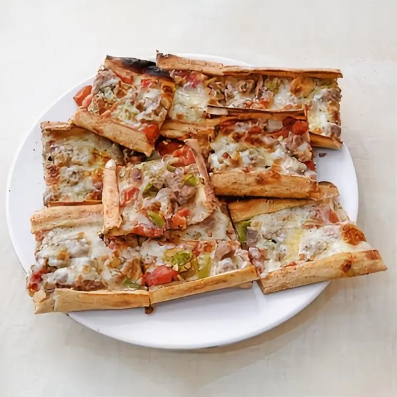 Kuşbaşı Kaşarlı Pide