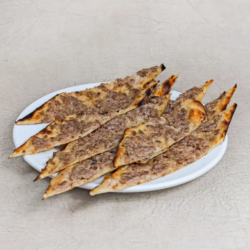 Sade Kıymalı Pide