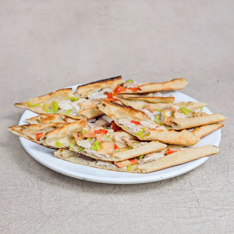 Tavuklu Kaşarlı Pide